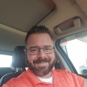 Meet your Posher, Adam